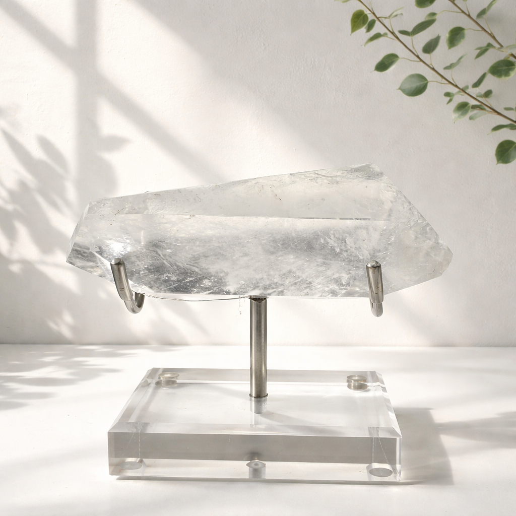 Bjergkrystal / Clear Quartz på stand